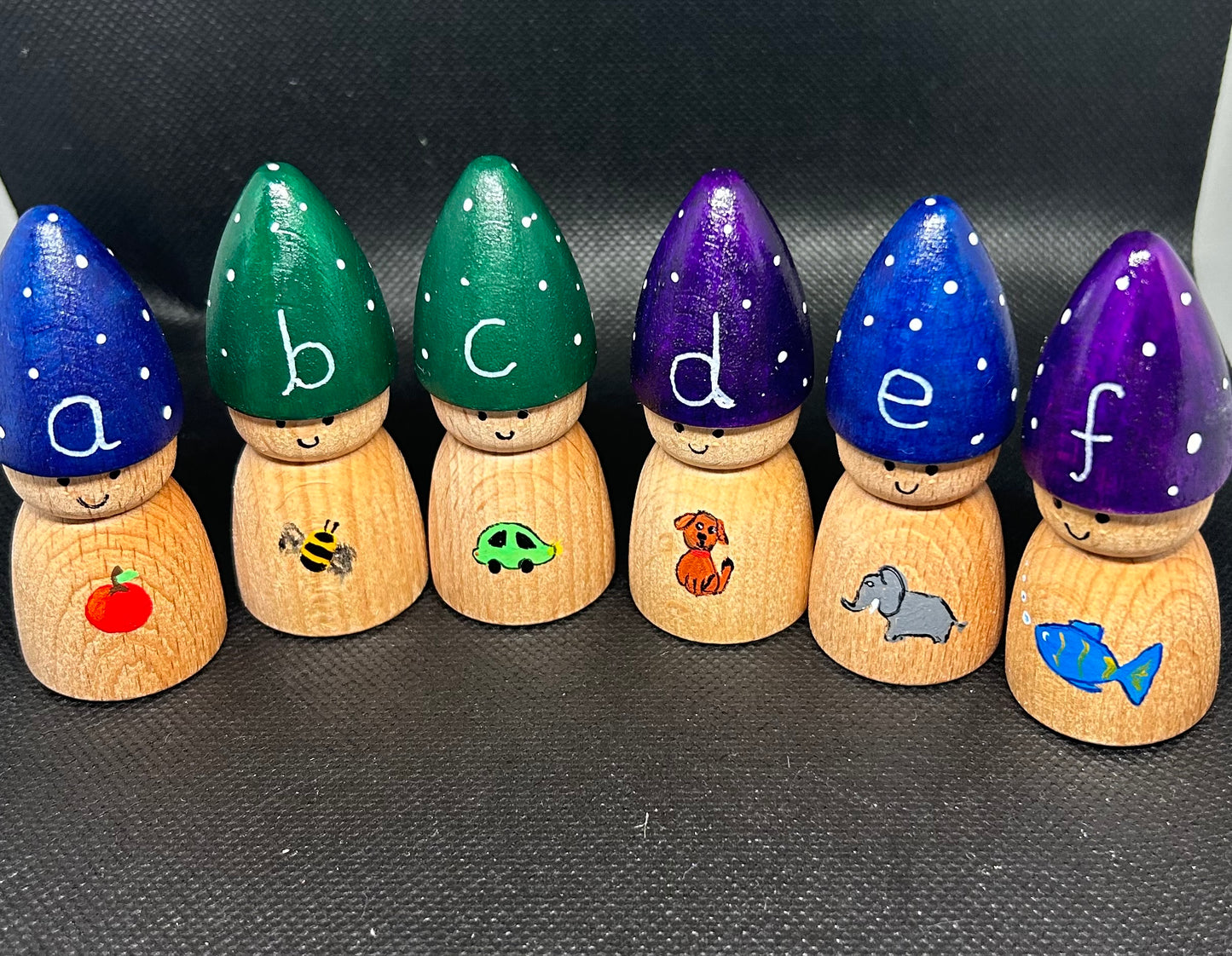 Alphabet gnomes and names