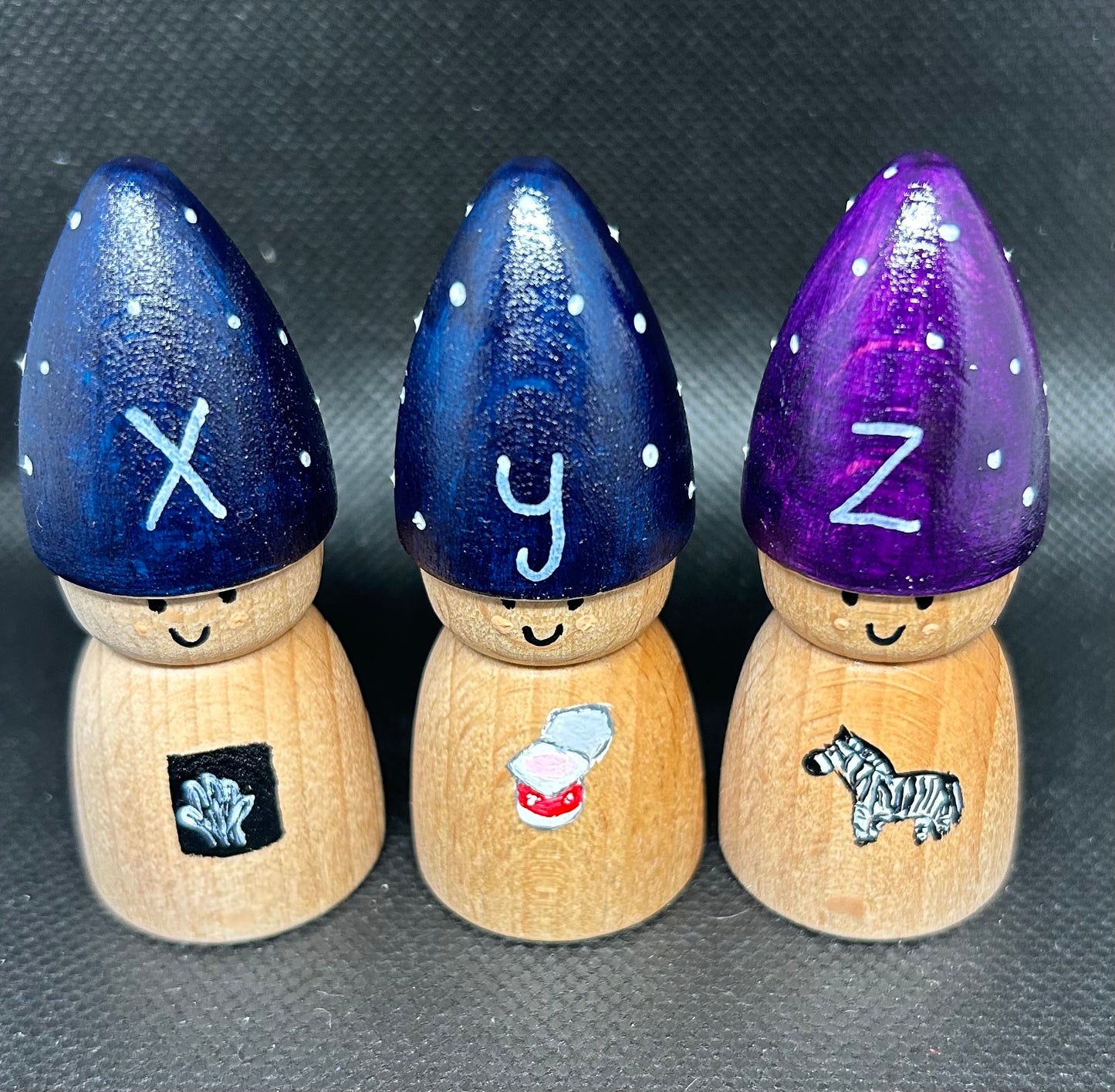 Alphabet gnomes and names