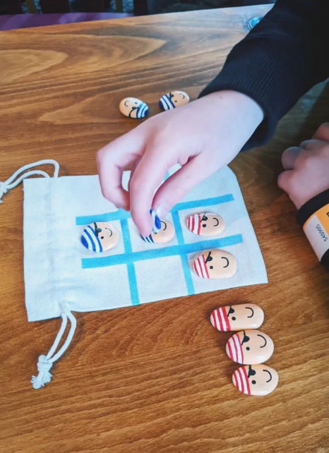 Custom Tic Tac Toe/naughts and crossed