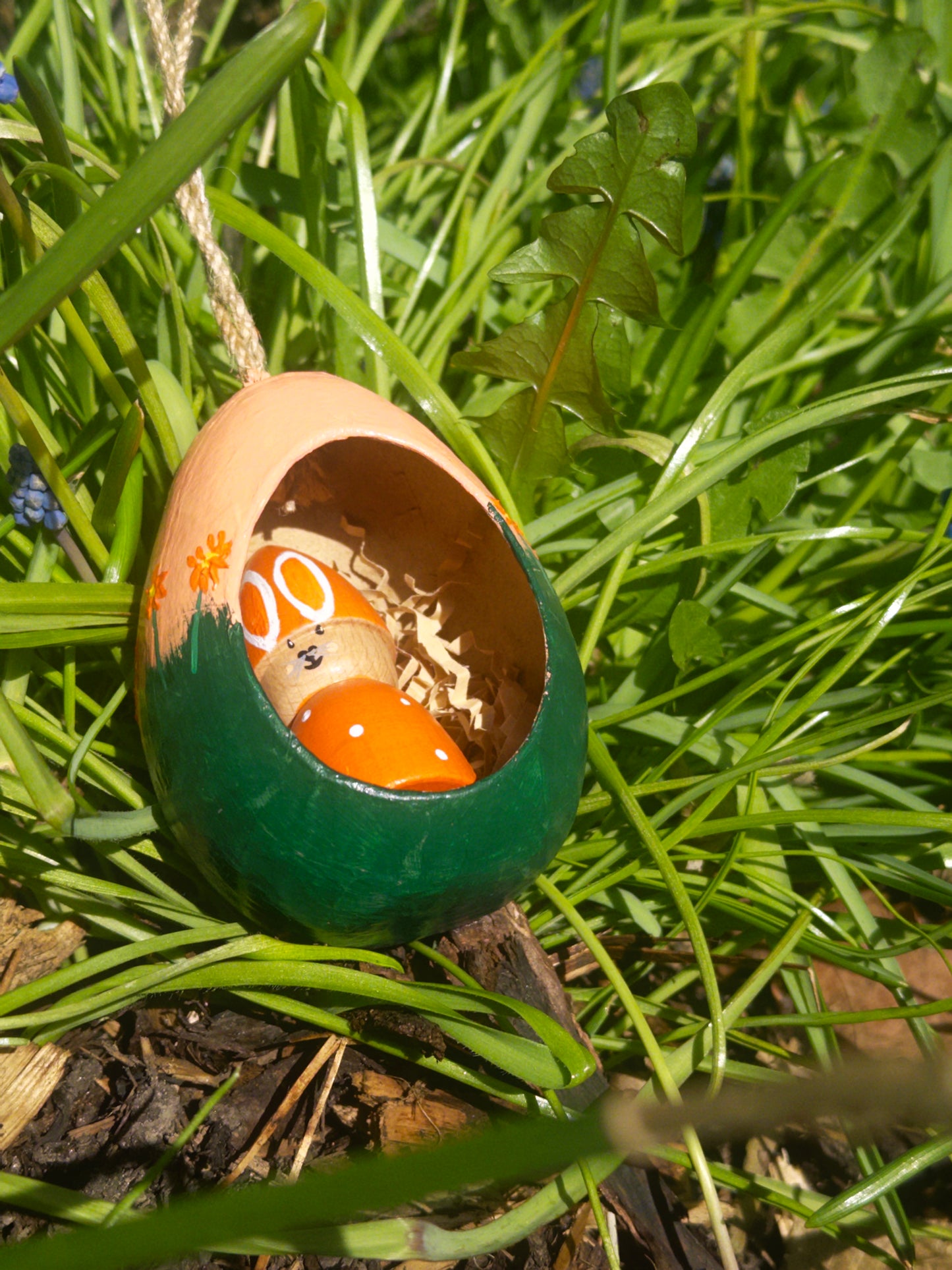 'Peg pal' Easter bunny's