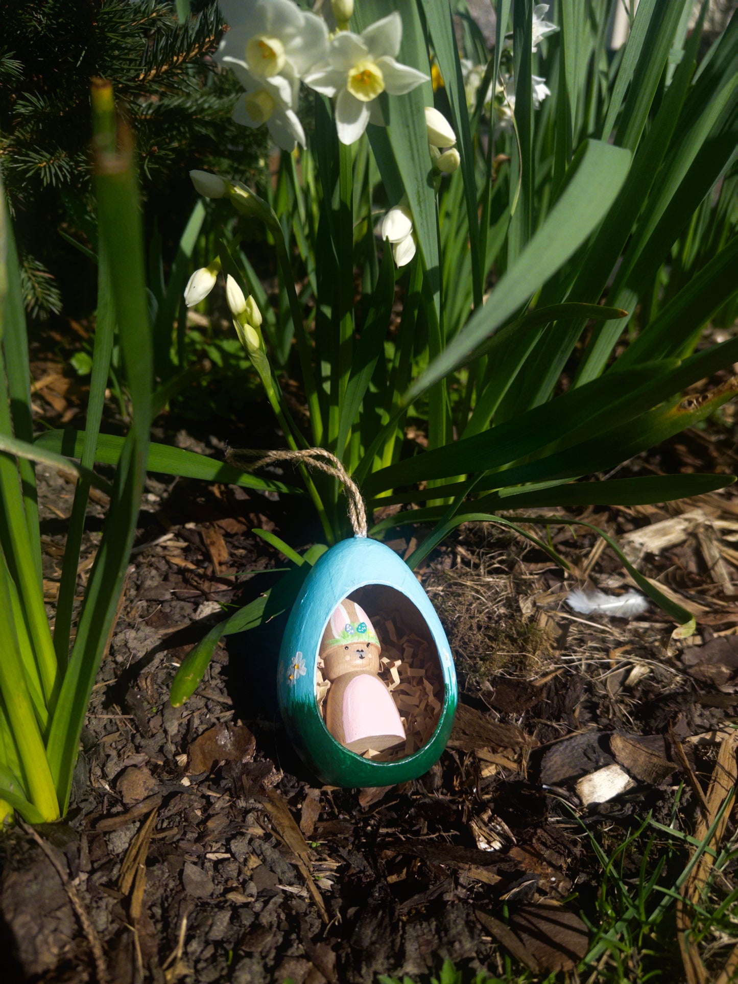 'Peg pal' Easter bunny's